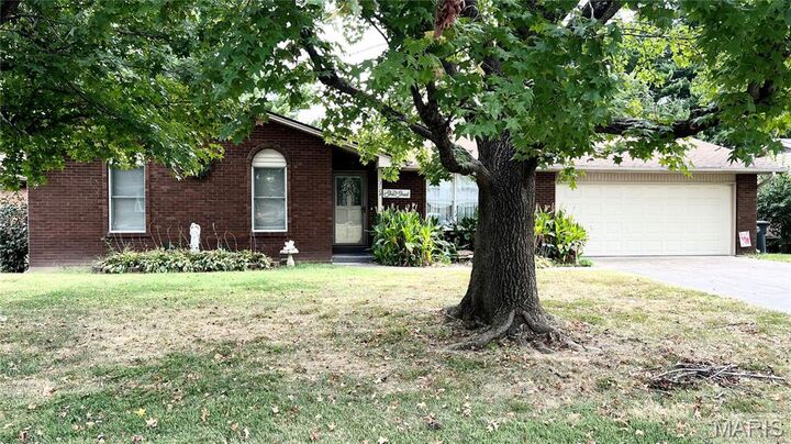 Property Photo:  3124 Laurel Lane  MO 63701 