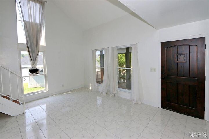 Property Photo:  1420 Pine Row Court  MO 63146 