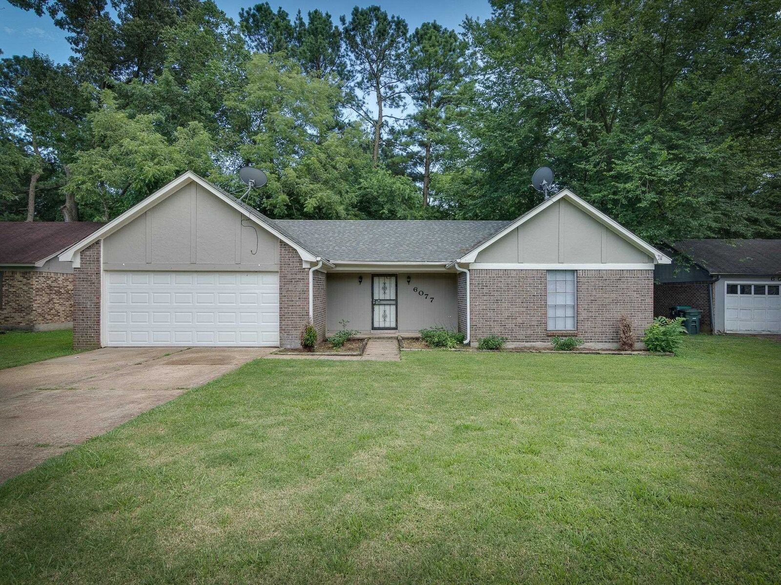Property Photo:  6077 Selkirk Dr  TN 38115 