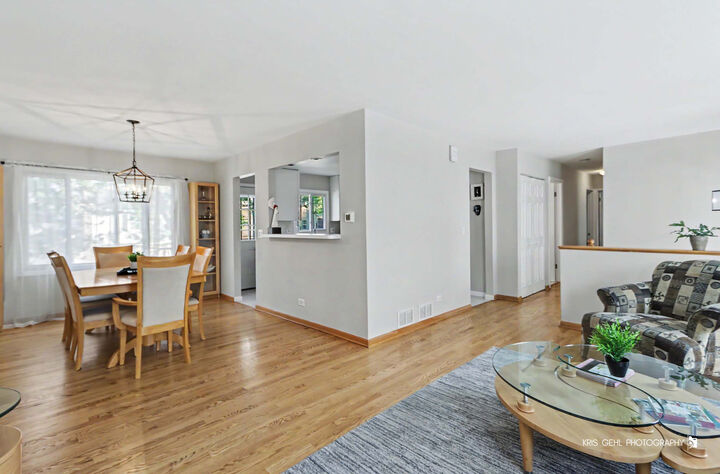 Property Photo: 302 Appleton Drive IL 60061