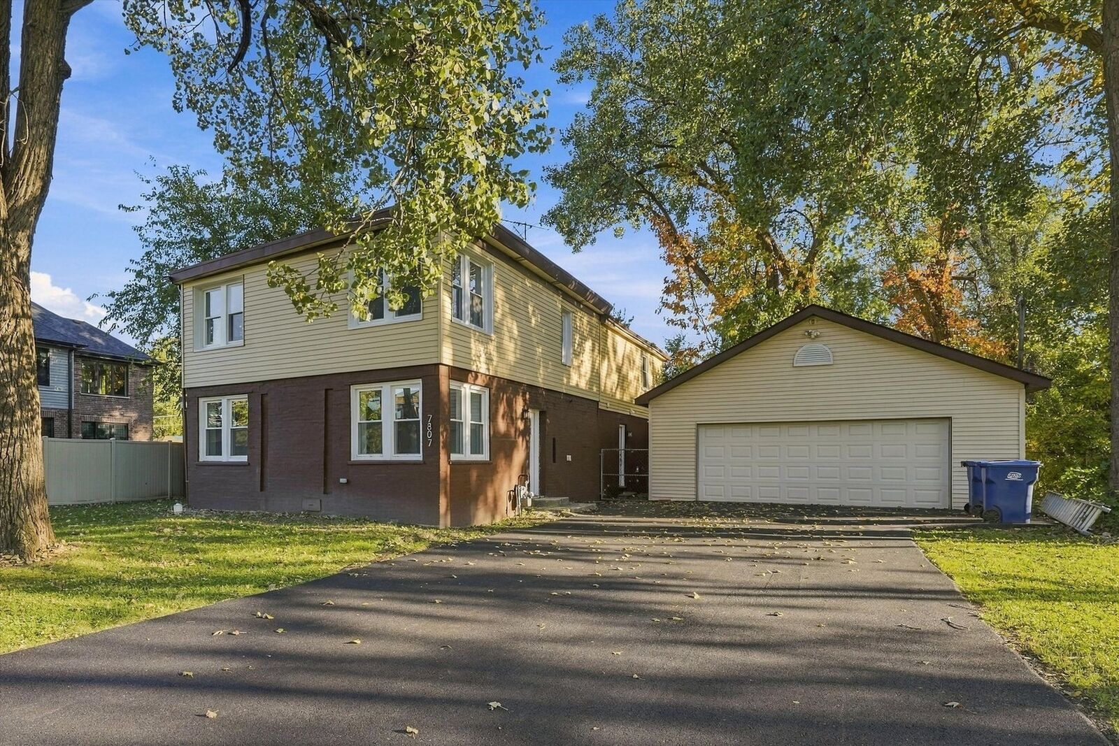 Property Photo: 7807 W 92nd Street IL 60457