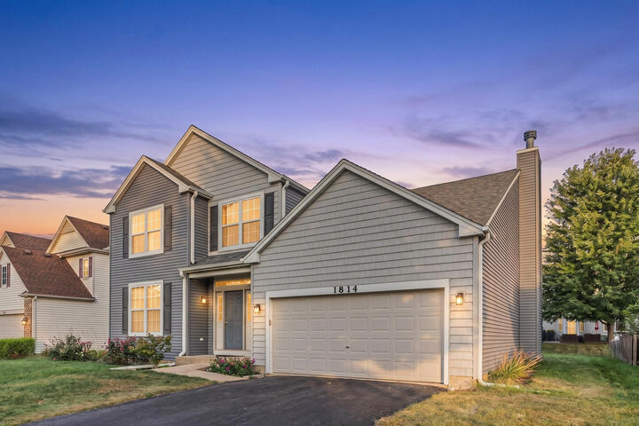 Property Photo:  1814 Springside Drive  IL 60586 