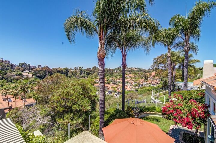 Property Photo:  16 Pienza  CA 92677 
