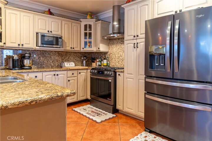 Property Photo:  7562 Calmcrest Drive  CA 90240 