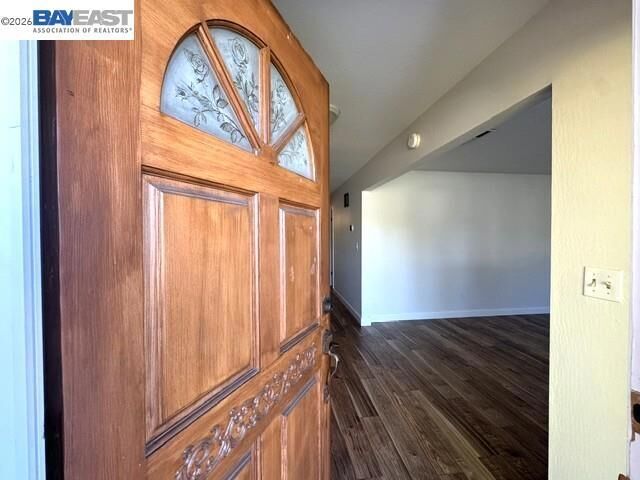 Property Photo:  300 Kingsley Pl  CA 94583 