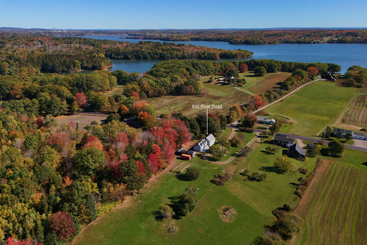Property Photo: 642 River Road ME 04563