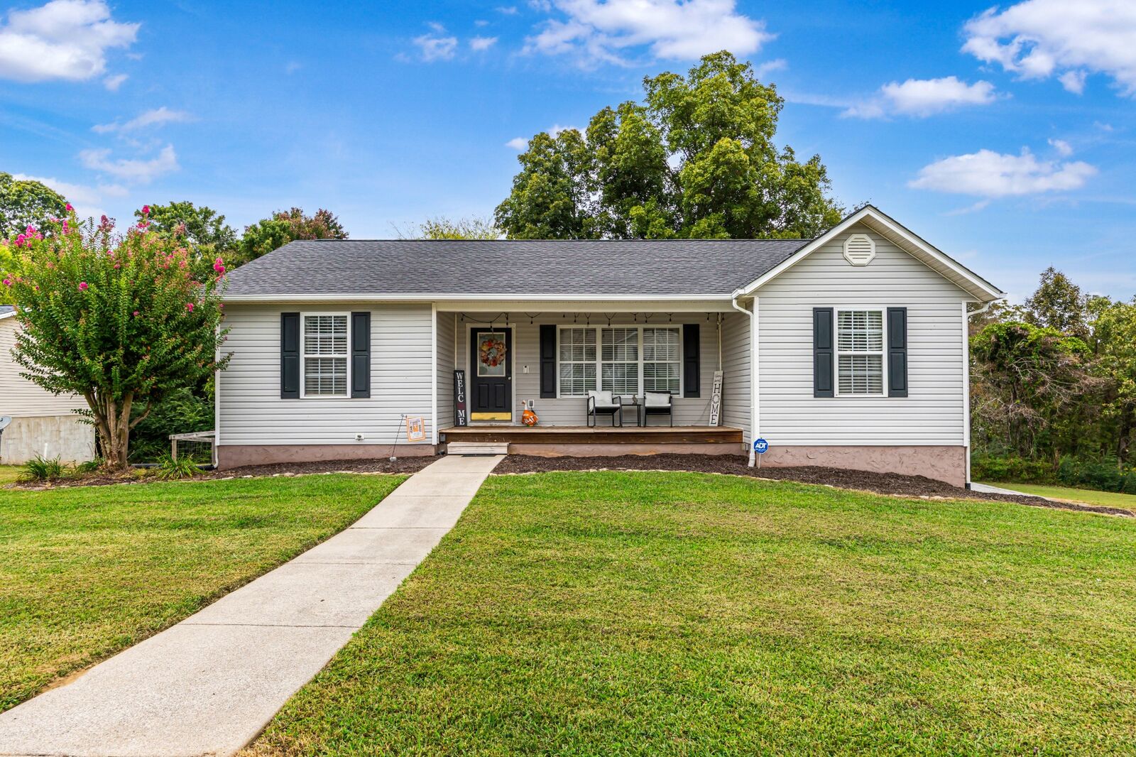 Property Photo:  131 Hollow View Dr SE  TN 37323 