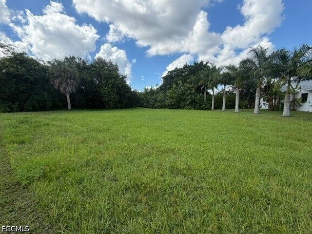 Property Photo: 301 Shore Drive FL 33905