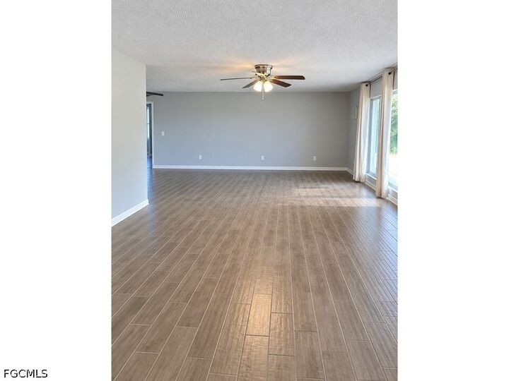 Property Photo:  1718 NE 7th Street  FL 33909 