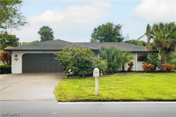 Property Photo: 4448 Pompano FL 34293