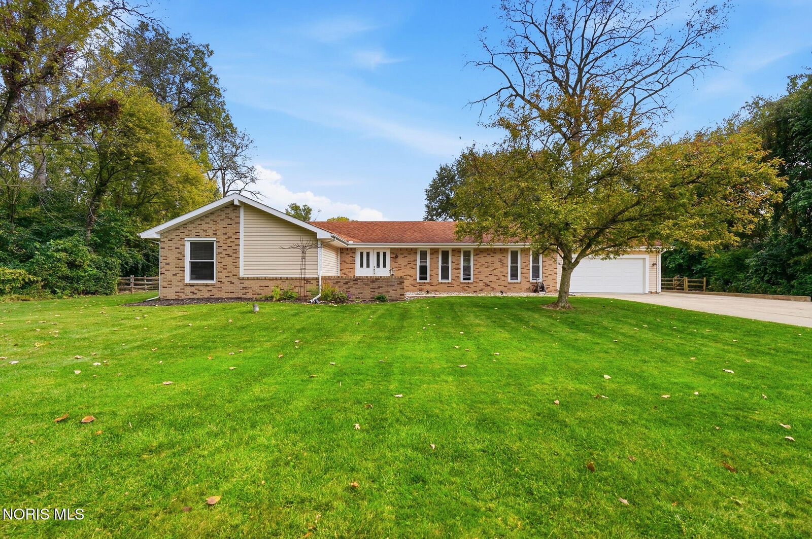 Property Photo:  5128 Inland Drive  OH 43560 