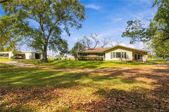 Property Photo: 3012 Allen Marthaville Road LA 71469