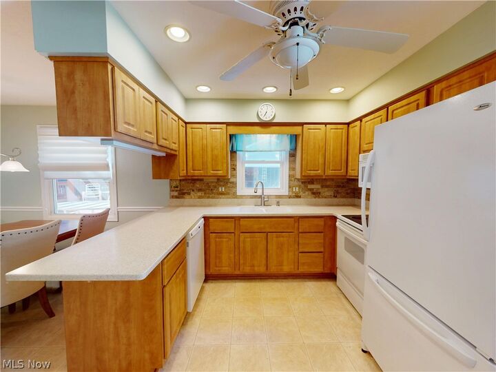 Property Photo: 4792 Geraldine Road OH 44143
