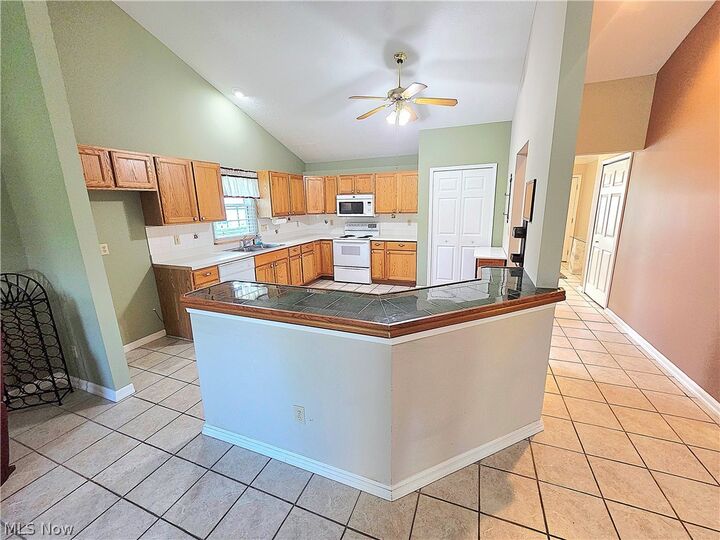 Property Photo:  5650 Lauren Oval  OH 44256 