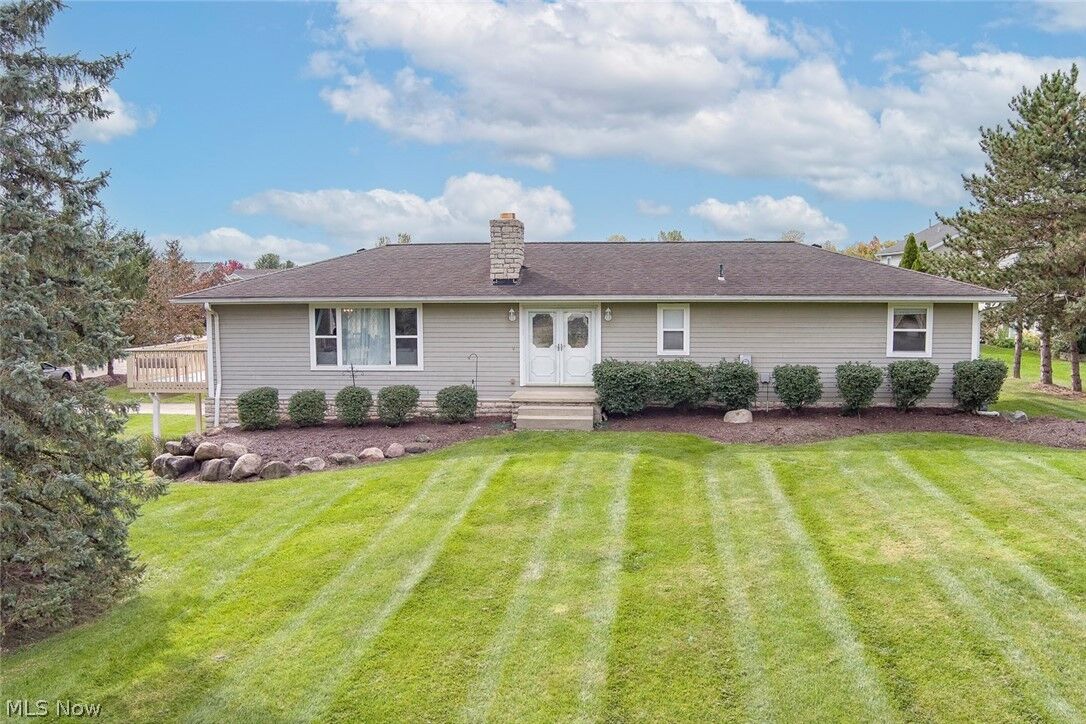 Property Photo: 3824 Fennway Boulevard OH 44256