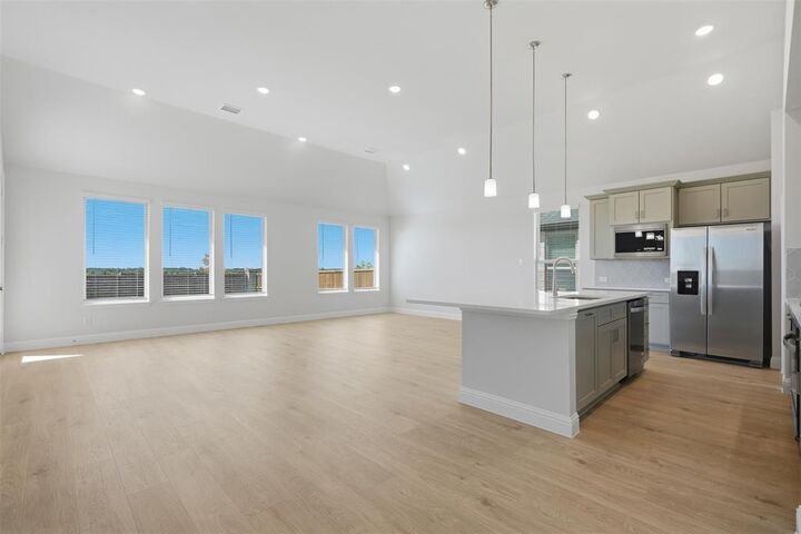 Property Photo: 1916 Beeflower Street TX 75009
