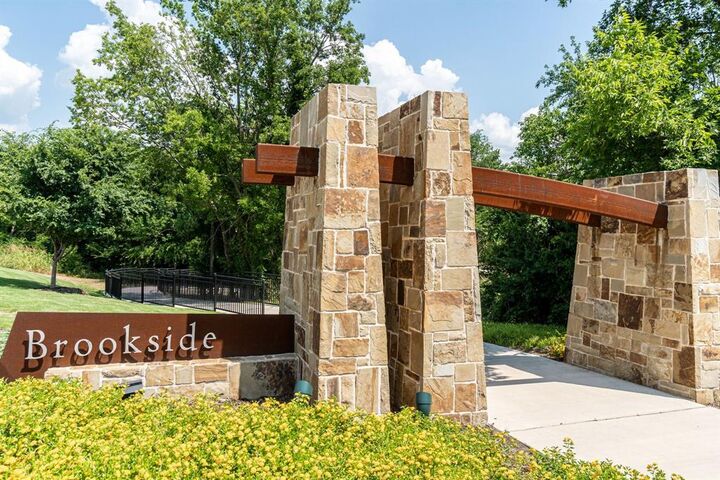 Property Photo: 471 Crystal Clear Lane TX 75407