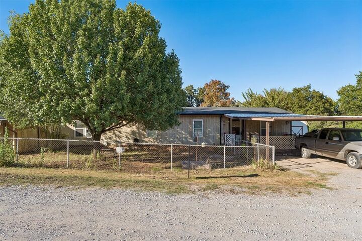 Property Photo:  19001 Rolling Oak Road  OK 74857 