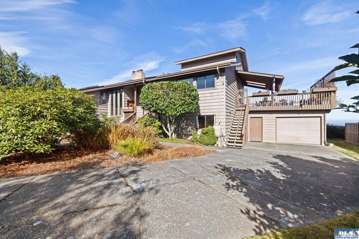 Property Photo: 1222 Dutch Dr. WA 98363