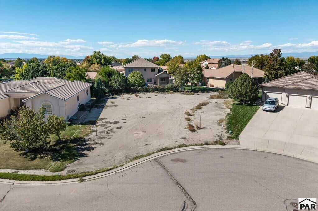 Property Photo:  6 Royal County Court  CO 81001 