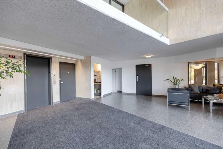Property Photo:  629 Royal Avenue SW 303  AB T2S 0G2 