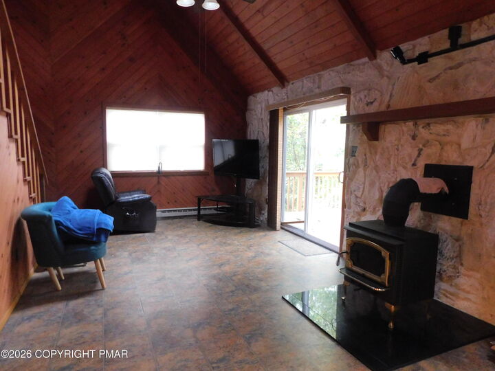 Property Photo:  241 Regent Street  PA 18324 