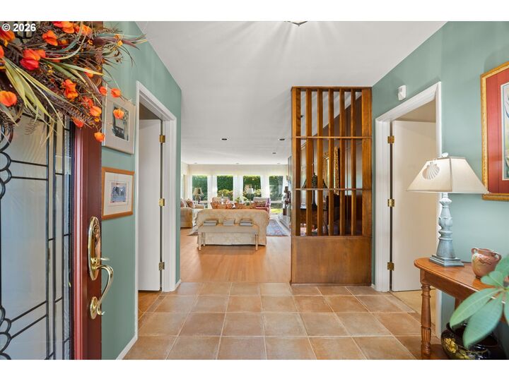 Property Photo: 7880 SW Westmoor Way OR 97225