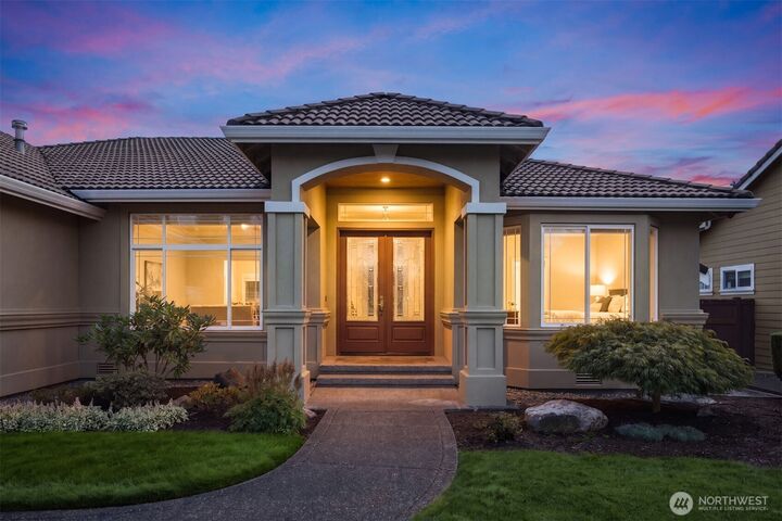 Property Photo: 11821 SE 290th Place WA 98092