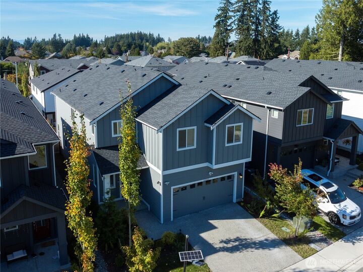 Property Photo:  20908 SE 42nd Dr  WA 98021 