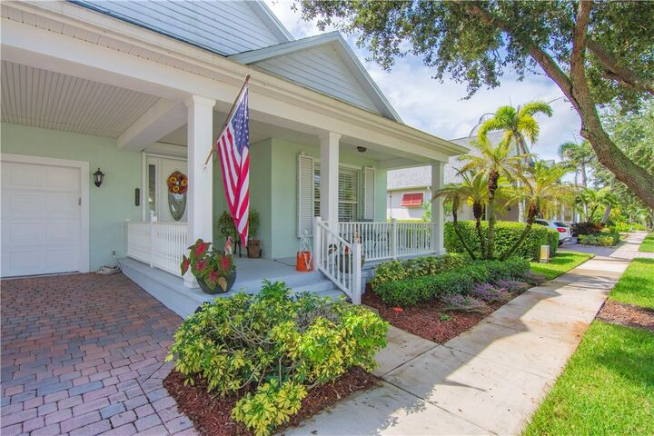Property Photo: 7855 14th Lane FL 32966