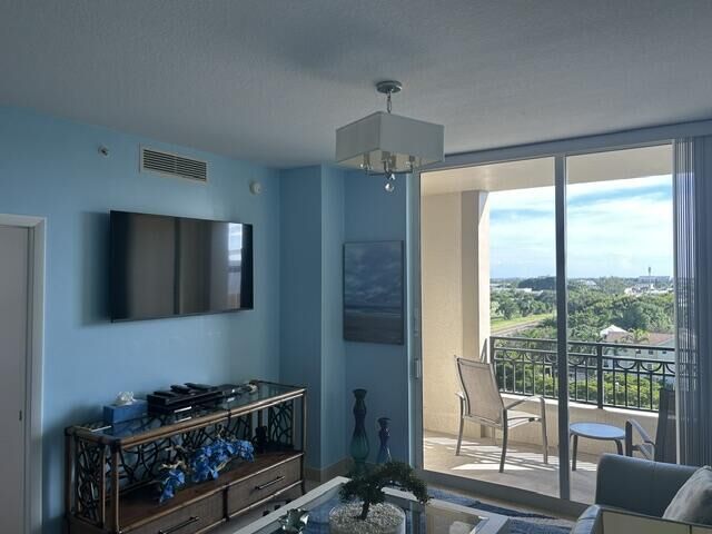 Property Photo:  550 Okeechobee Boulevard 725  FL 33401 