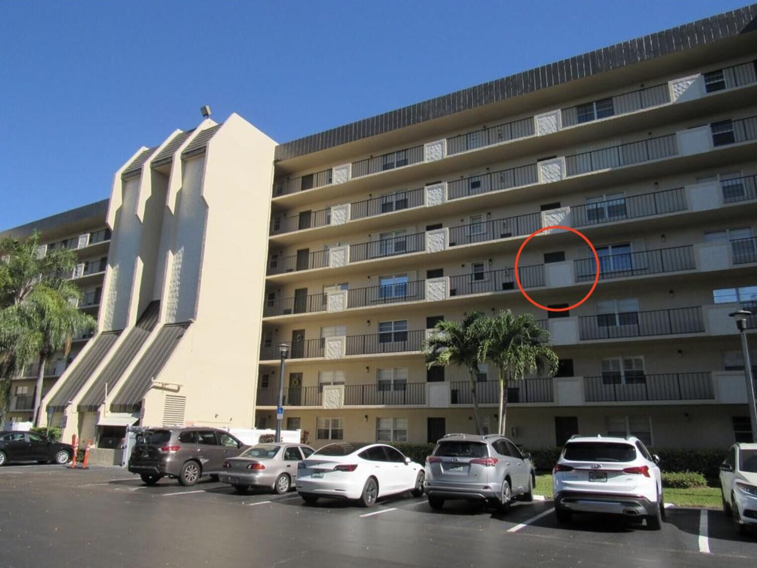 Property Photo:  3300 W Rolling Hills Circle Apt 408  FL 33328 