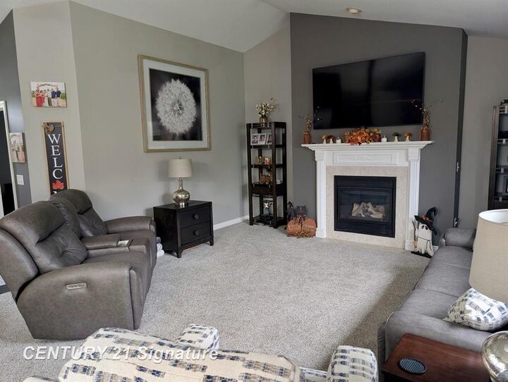 Property Photo:  4110 W Crossings Road  MI 48603 