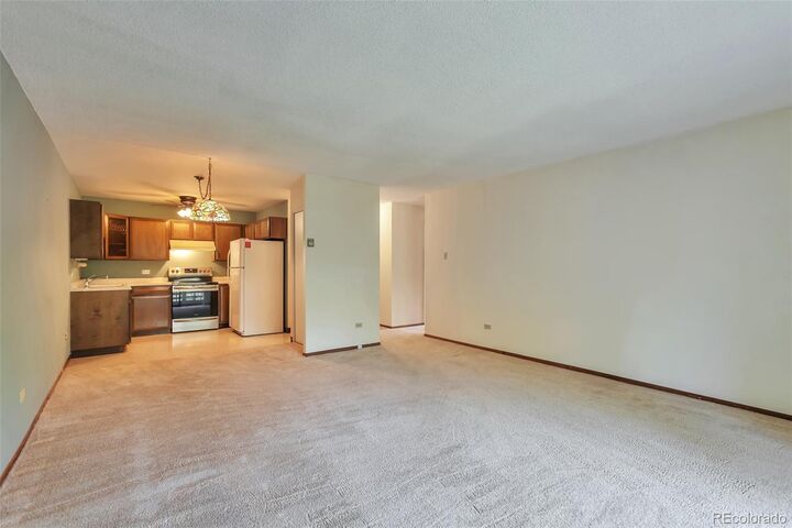 Property Photo: 705 S Alton Way 12C CO 80247