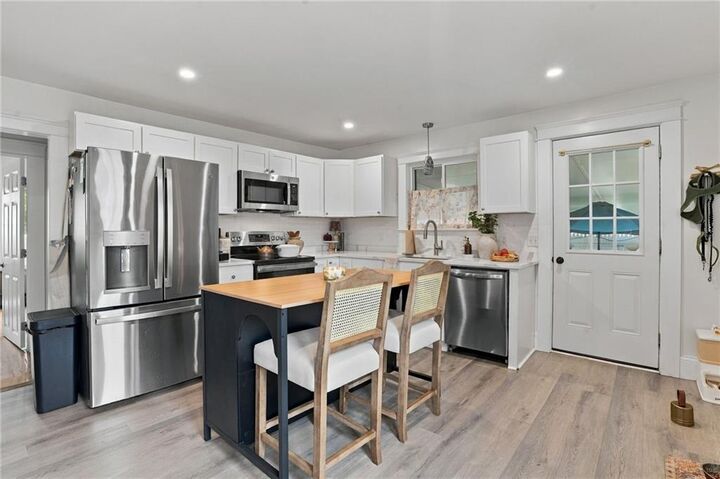 Property Photo:  15 Taft Street  RI 02816 