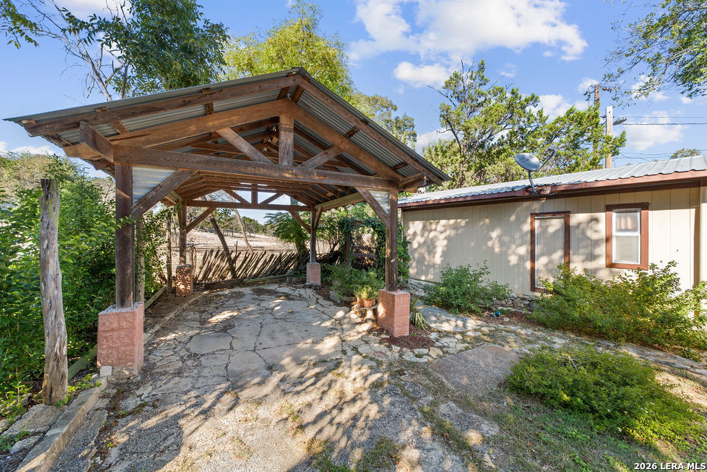 Property Photo:  410 Moore Street  TX 78025 