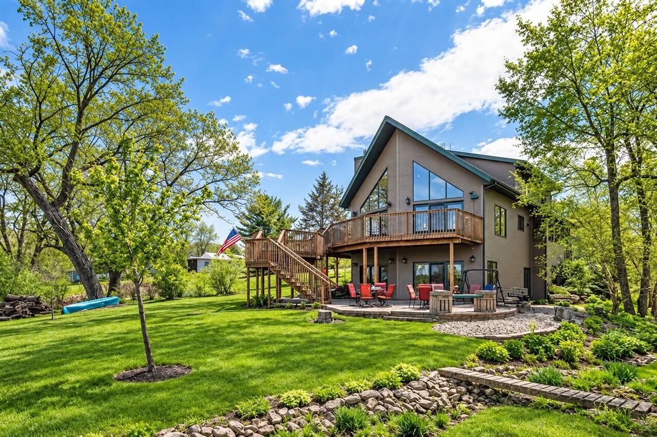 Property Photo: W5542 Oxbow Trail WI 54968