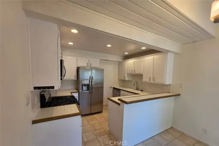 Property Photo:  3709 Country Club Drive 1  CA 90807 