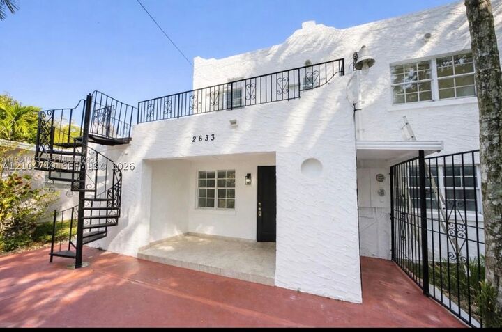 Property Photo:  2633 SW 34th Ave  FL 33133 