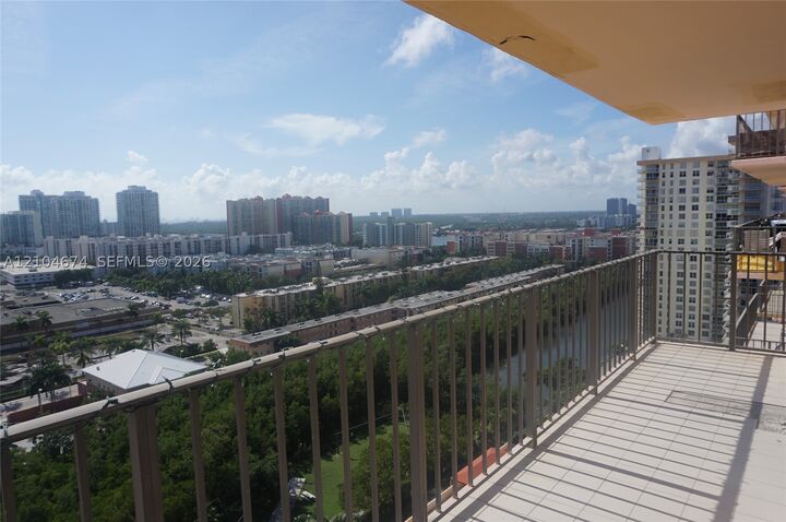 Property Photo:  210 174th St 1904  FL 33160 