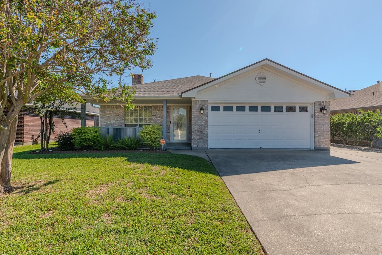 Property Photo:  2703 Saba Ln  TX 77651 