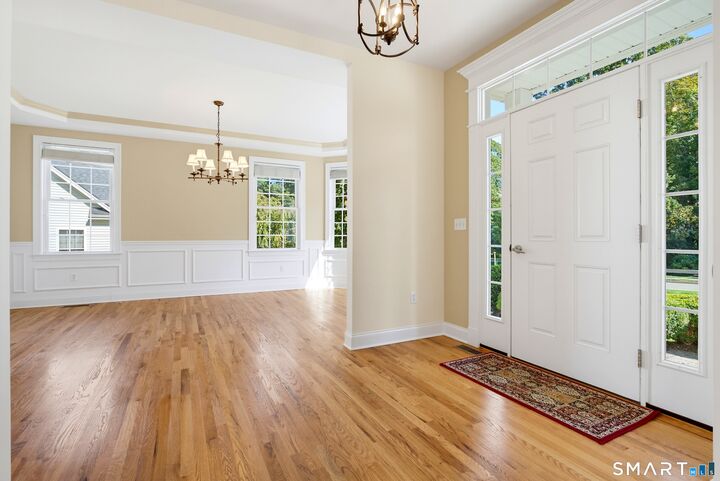 Property Photo:  50 Riverwalk  CT 06405 
