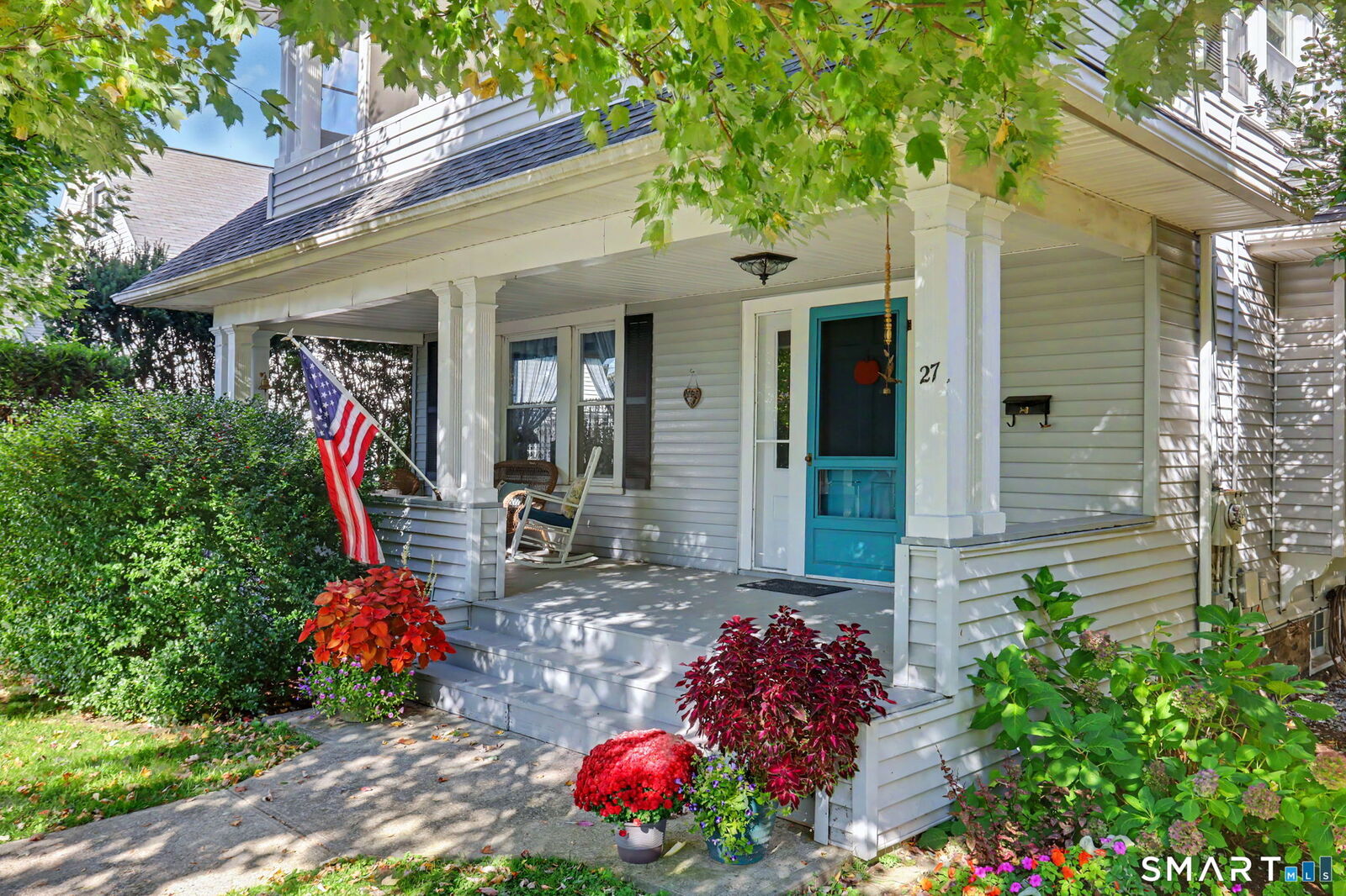 Property Photo:  27 Washington Avenue  CT 06810 