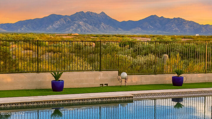 Property Photo:  2068 E Old Stone House Trail  AZ 85629 
