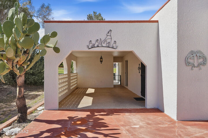 Property Photo:  152 E Paseo De Golf  AZ 85614 