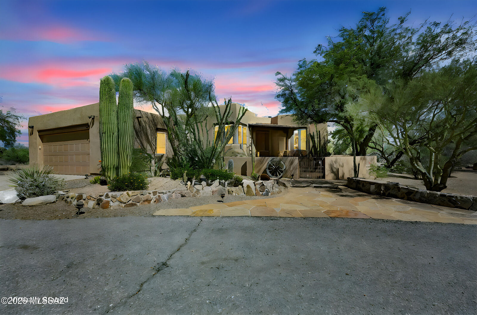 Property Photo:  13260 N Teal Blue Trail  AZ 85742 