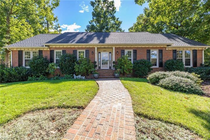 Property Photo: 4607 Kenbridge Drive NC 27410