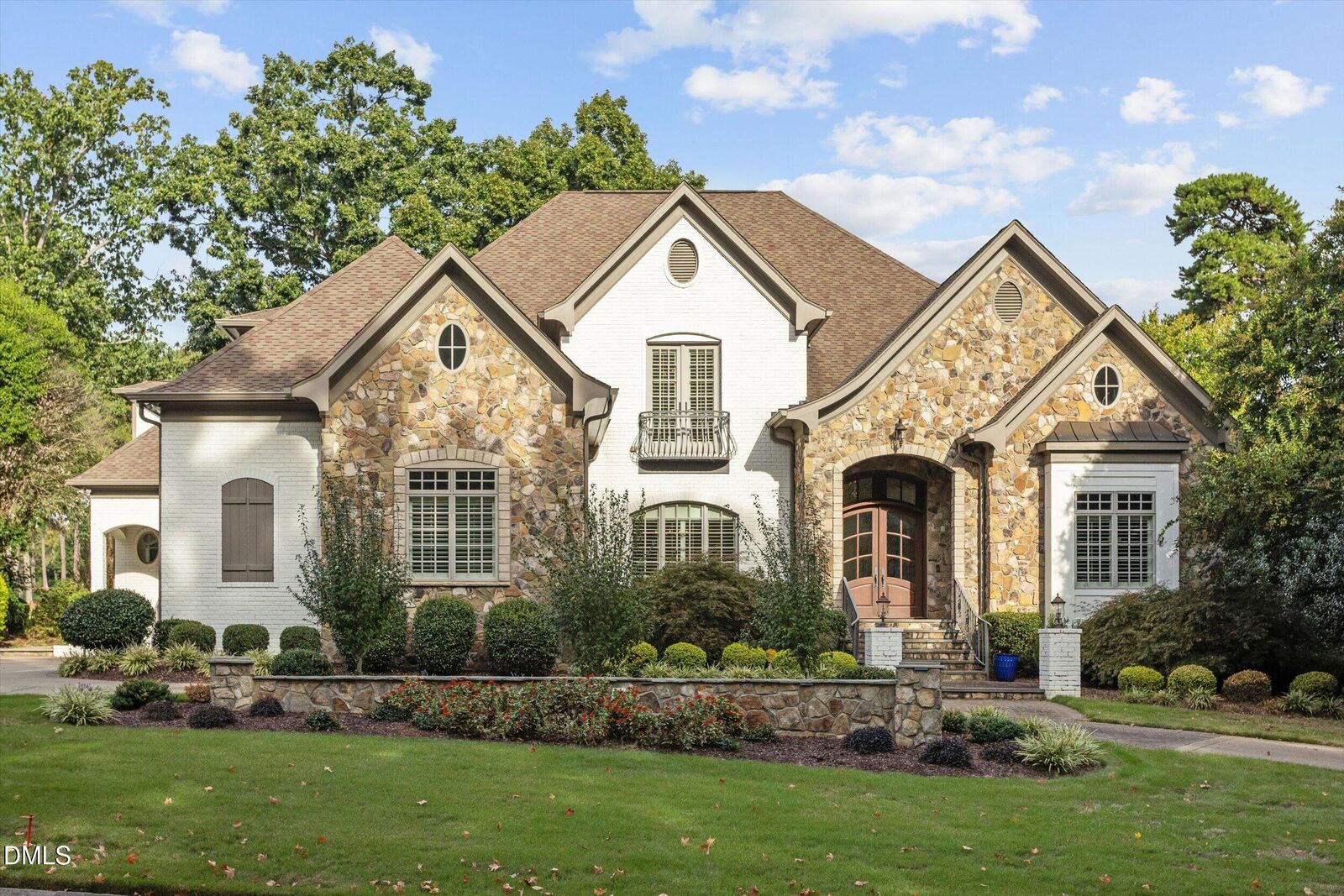 Property Photo:  1305 Briar Patch Lane  NC 27615 
