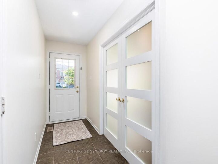 Property Photo:  128 Macassa Circle  ON K2T 1J9 