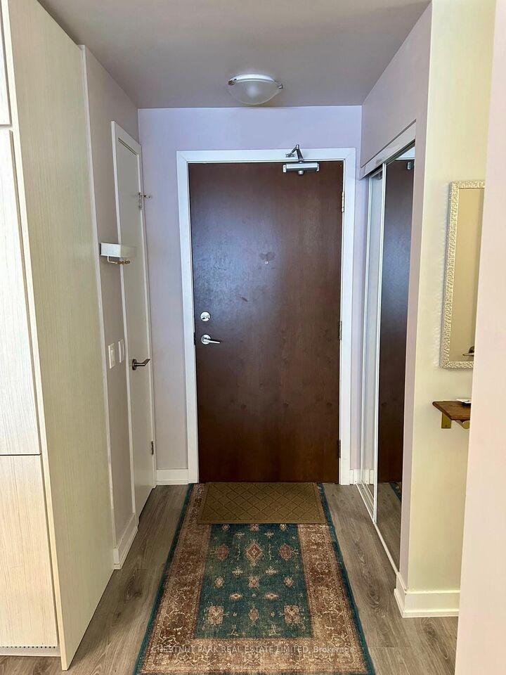 Property Photo:  38 Iannuzzi Street 328  ON M5V 0S2 
